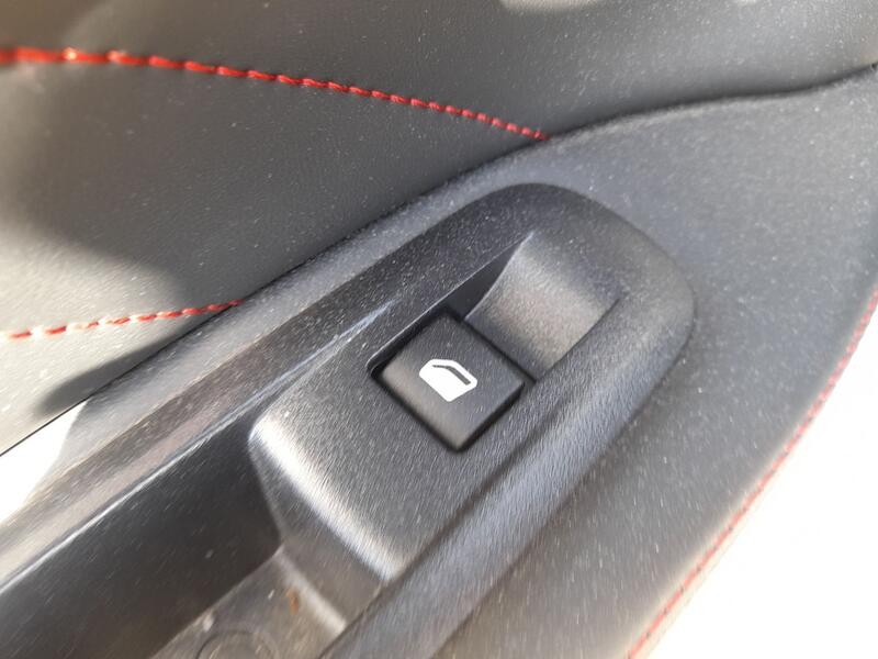 Recambio de mando elevalunas trasero izquierdo para peugeot 308 ii (lb_, lp_, lw_, lh_, l3_) 2.0 bluehdi 150 referencia OEM IAM 