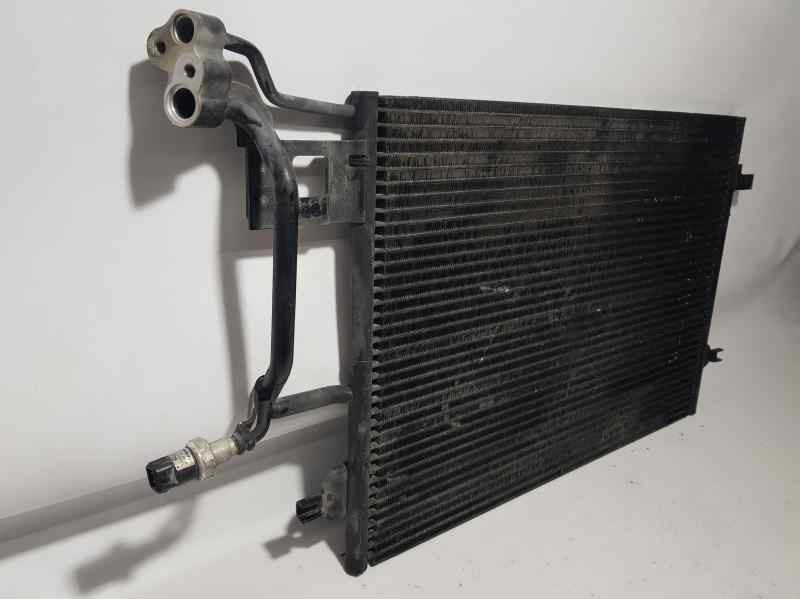 Recambio de condensador / radiador aire acondicionado para volkswagen passat berlina (3b2) trendline referencia OEM IAM 8D026040