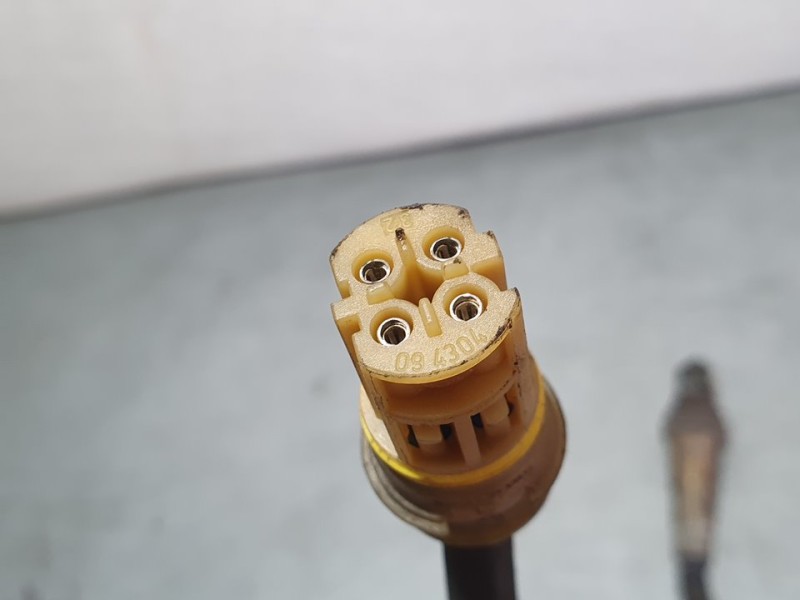 Recambio de sonda lambda para mercedes-benz clase e (w211) berlina e 320 (211.065) referencia OEM IAM 0015407617 0258006328 BOSC