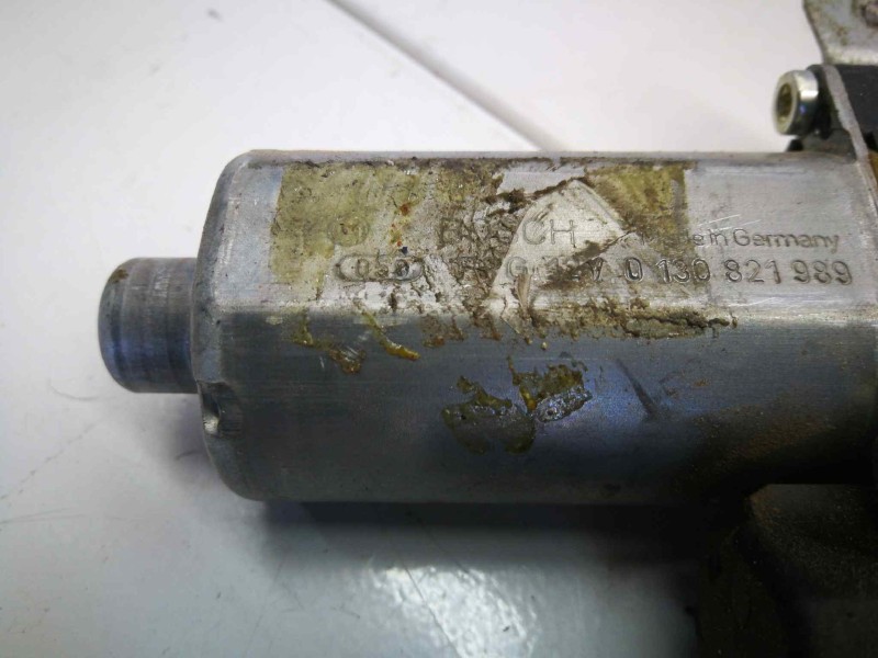 Recambio de elevalunas delantero derecho para opel astra h berlina 1.6 16v referencia OEM IAM 130821989  6 PINS