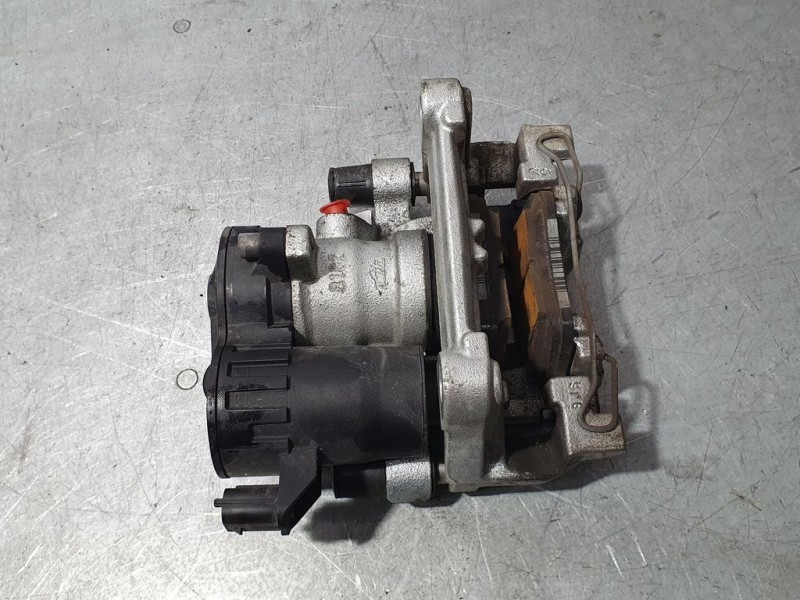 Recambio de pinza freno trasera derecha para ford focus st-line referencia OEM IAM JX6120252B  ELECTRICA FOMMOCO