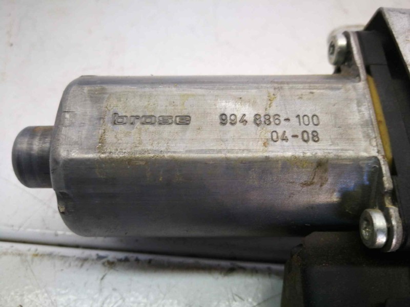 Recambio de elevalunas delantero izquierdo para opel astra h berlina 1.6 16v referencia OEM IAM 994886100  