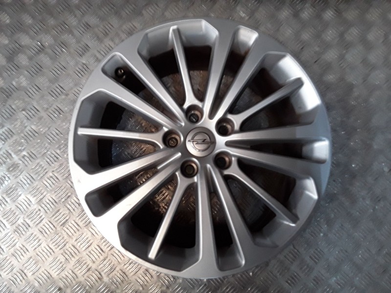 Recambio de llanta aluminio para opel insignia b grand sport (z18) 1.5 (68) referencia OEM IAM 8.5X18 5 TORN ET49  ALUMINIO