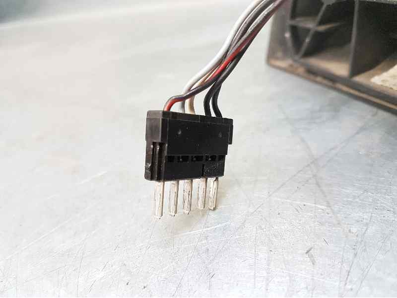 Recambio de retrovisor derecho para mercedes-benz clase a (w168) 160 l (168.133) referencia OEM IAM 1688105816 LE FALTA CRISTAL 