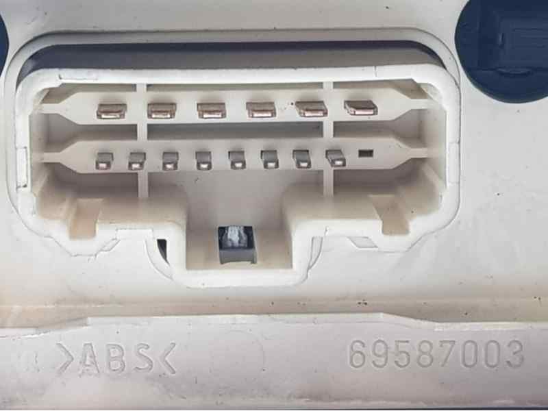 Recambio de mando calefaccion / aire acondicionado para renault scenic ii authentique referencia OEM IAM 69587003  