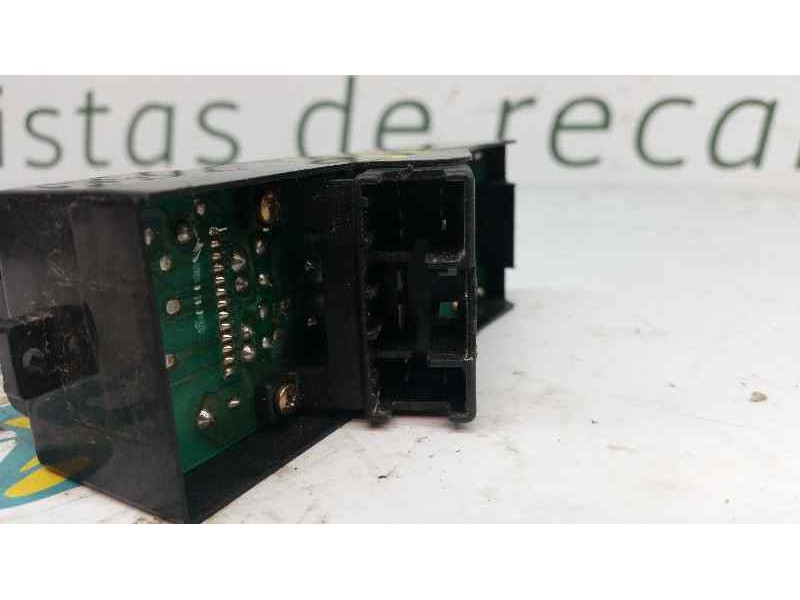 Recambio de mando elevalunas delantero izquierdo para mazda 323 berlina f/s (bj) 1.4 16v cat referencia OEM IAM BC1D66350  