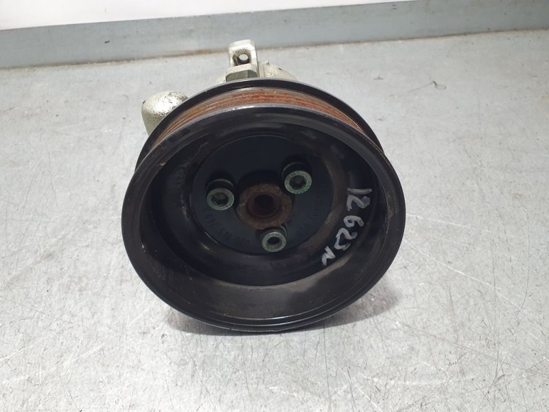 Recambio de bomba direccion para seat ibiza (6k1) stella referencia OEM IAM 030145157 26046395WB DELPHI