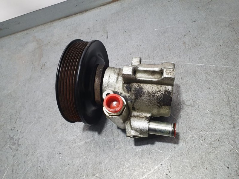 Recambio de bomba direccion para seat ibiza (6k1) stella referencia OEM IAM 030145157 26046395WB DELPHI