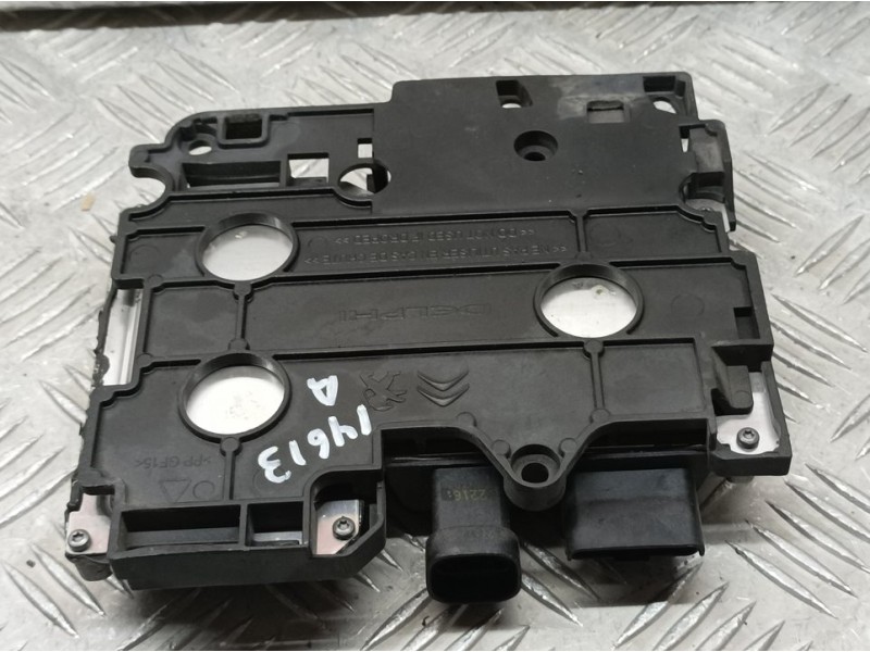 Recambio de centralita start / stop para citroën c3 collection referencia OEM IAM 9810858280 28447924 DELPHI
