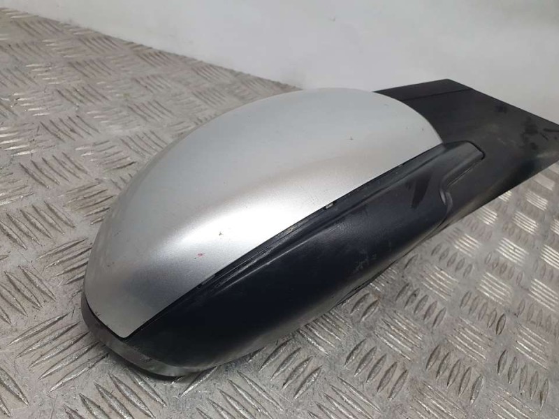 Recambio de retrovisor derecho para chevrolet cruze lt referencia OEM IAM SIN REF  ELECTRICO 5 CABLES