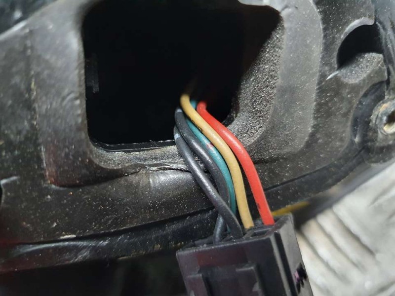 Recambio de retrovisor derecho para chevrolet cruze lt referencia OEM IAM SIN REF  ELECTRICO 5 CABLES