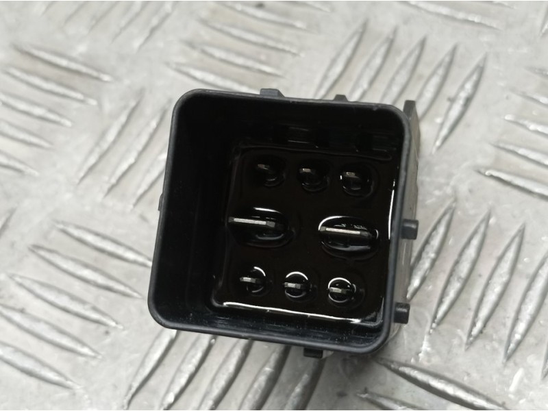 Recambio de caja precalentamiento para citroën c3 collection referencia OEM IAM 9803299780 51299058S MAGNA