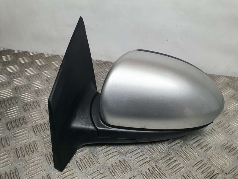 Recambio de retrovisor izquierdo para chevrolet cruze lt referencia OEM IAM SIN REF  ELECTRICO 5 CABLES