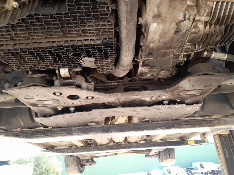 Recambio de puente delantero para peugeot 308 ii (lb_, lp_, lw_, lh_, l3_) 2.0 bluehdi 150 referencia OEM IAM 9677071780  