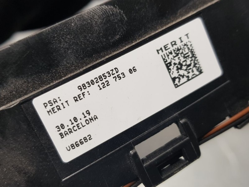 Recambio de levas volante para citroën c5 aircross feel referencia OEM IAM 98302853ZD 12275306 MERIT