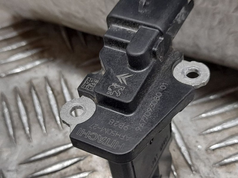 Recambio de caudalimetro para peugeot 508 gt line referencia OEM IAM 9677093080  