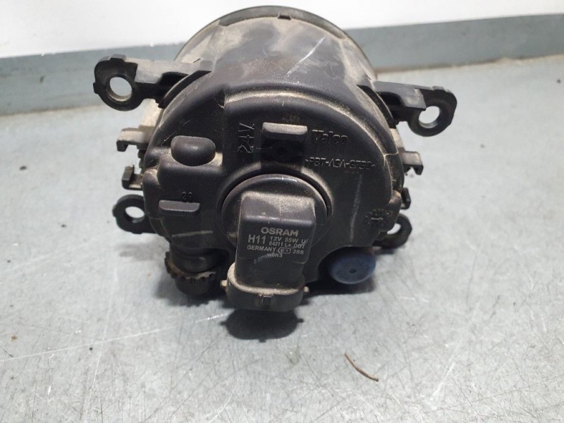Recambio de faro antiniebla derecho para renault laguna grandtour iii dynamique referencia OEM IAM 8200074008 89202502 VALEO