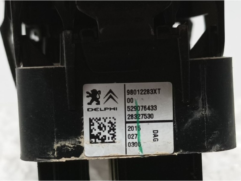 Recambio de mando elevalunas delantero izquierdo para citroën c3 collection referencia OEM IAM 98012283XT 2837530 DELPHI