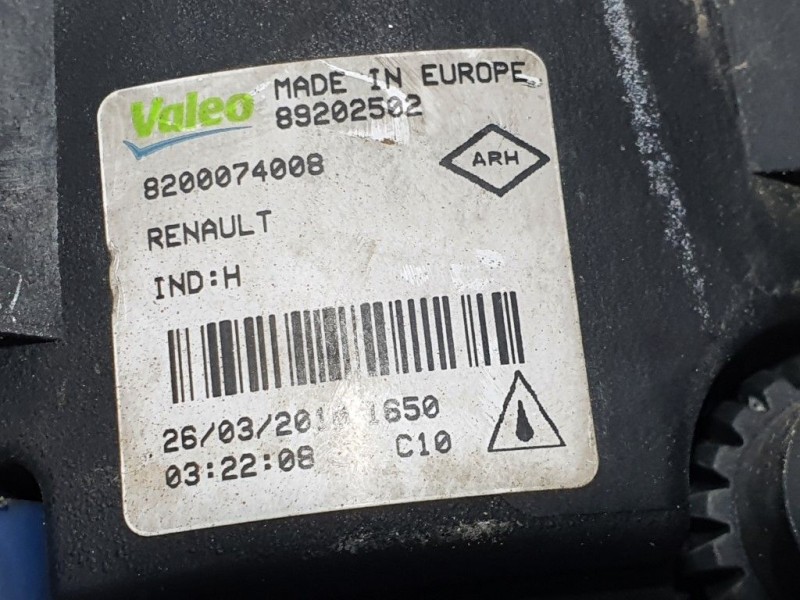 Recambio de faro antiniebla izquierdo para renault laguna grandtour iii dynamique referencia OEM IAM 8200074008 89202502 VALEO