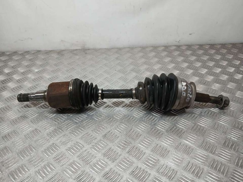 Recambio de transmision delantera derecha para nissan pathfinder (r51) 2.5 dci xe referencia OEM IAM 39100EB300  