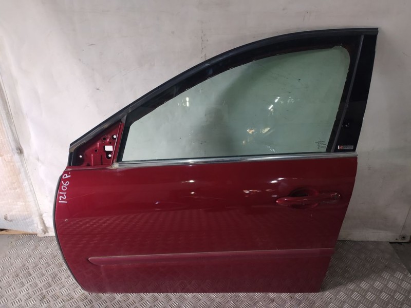 Recambio de puerta delantera izquierda para renault laguna grandtour iii dynamique referencia OEM IAM   