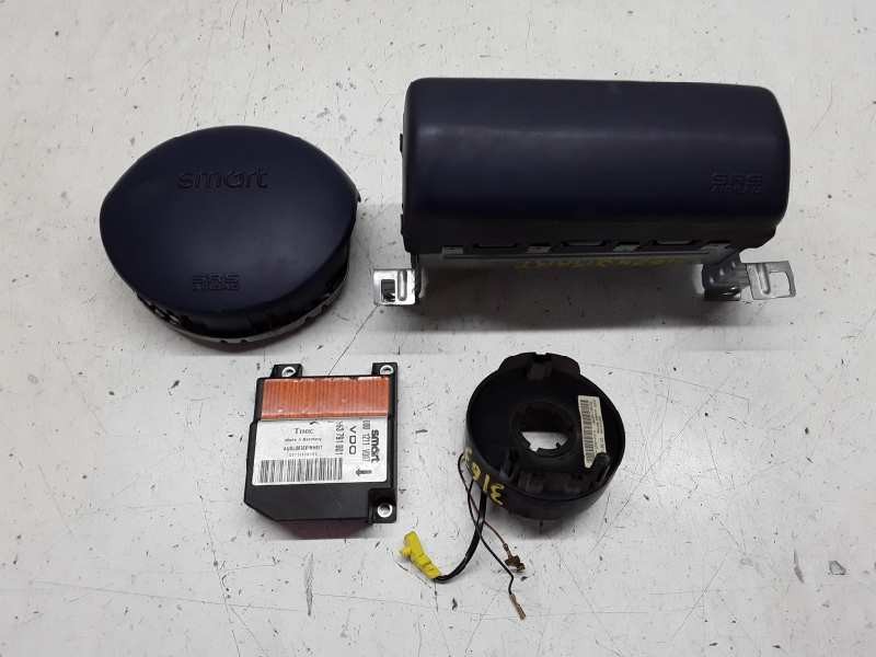 Recambio de kit airbag para smart coupe smart fun referencia OEM IAM 993791001  