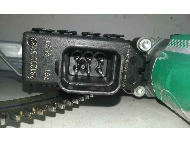 Recambio de elevalunas delantero izquierdo para opel astra h berlina cosmo referencia OEM IAM  6 PINS ELECTRICO
