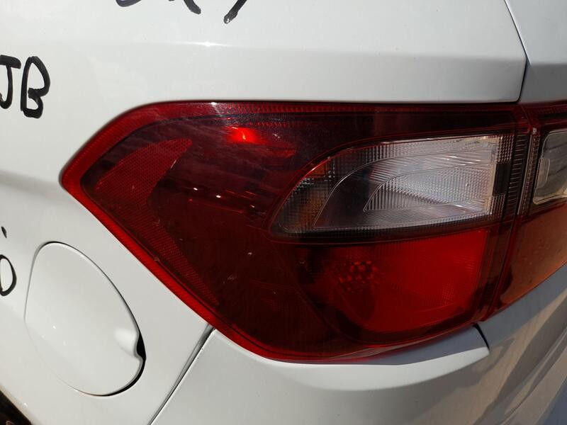 Recambio de piloto trasero izquierdo para ford ecosport 1.5 ecoblue tdci referencia OEM IAM 2304079  