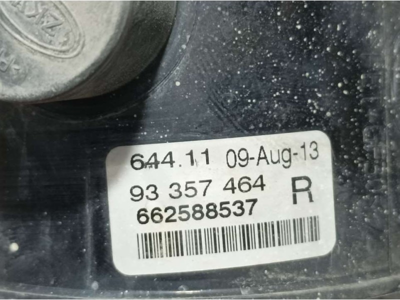 Recambio de faro antiniebla derecho para opel zafira b cosmo referencia OEM IAM 93357464  