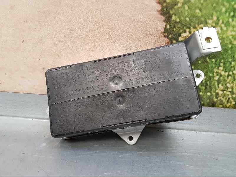 Recambio de airbag lateral delantero derecho para mercedes-benz clase a (w168) 160 l (168.133) referencia OEM IAM 1688600205  