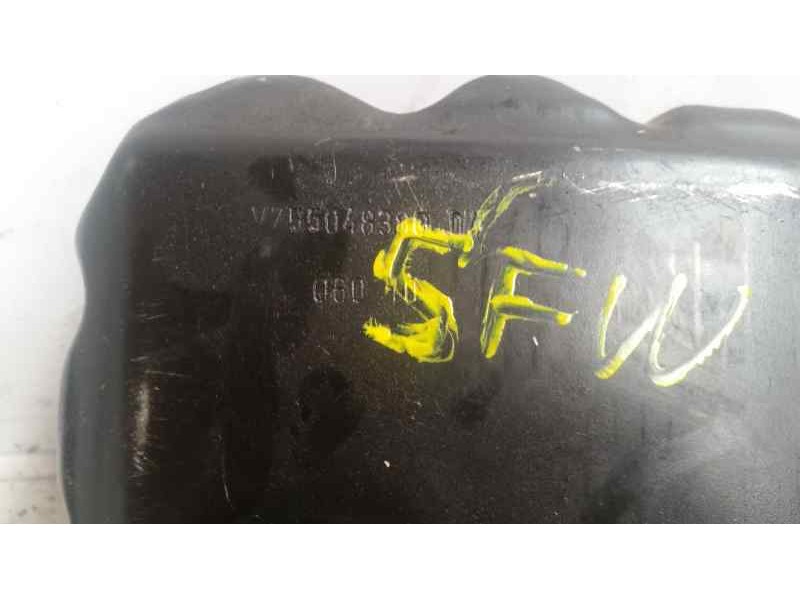 Recambio de carter para peugeot 308 1.6 16v referencia OEM IAM V75504838004  