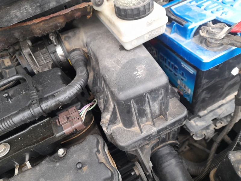 Recambio de carcasa filtro aire para citroën c4 coupé (la_) 1.4 16v referencia OEM IAM 1420P7  