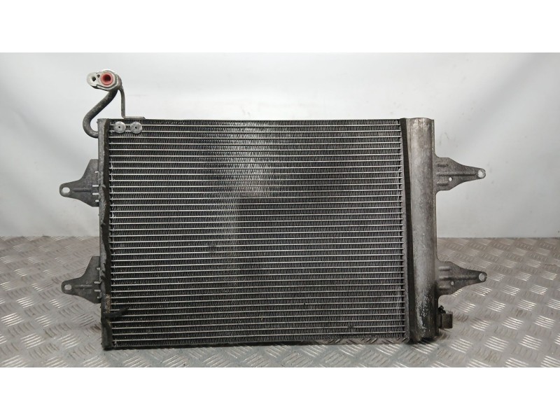 Recambio de condensador / radiador aire acondicionado para seat ibiza iii (6l1) 1.4 tdi referencia OEM IAM 6Q0820411J BEHR B3222