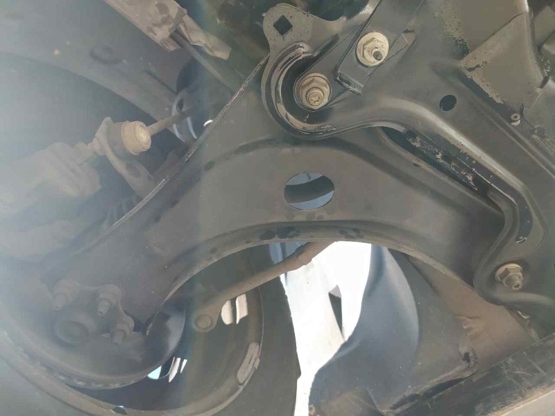 Recambio de brazo suspension inferior delantero derecho para citroën c3 live pack referencia OEM IAM 1607305180  