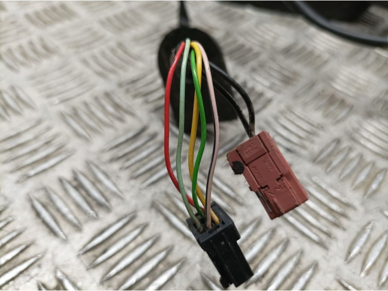 Recambio de retrovisor derecho para citroën c3 collection referencia OEM IAM 8154AR  ELECTRICO 5 Y 2 CABLES