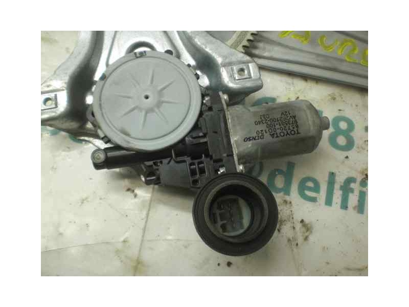 Recambio de elevalunas trasero derecho para toyota auris 2.0 d-4d cat referencia OEM IAM   