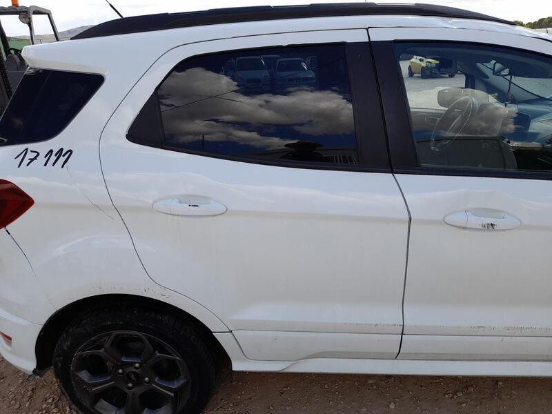 Recambio de puerta trasera derecha para ford ecosport 1.5 ecoblue tdci referencia OEM IAM 2405090 ROZADA 