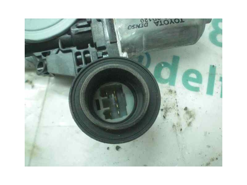 Recambio de elevalunas trasero derecho para toyota auris 2.0 d-4d cat referencia OEM IAM   