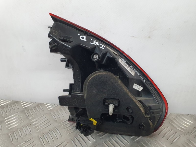 Recambio de piloto trasero derecho para peugeot 2008 (--.2013) 1.5 blue hdi referencia OEM IAM 9814757280  INTERIOR