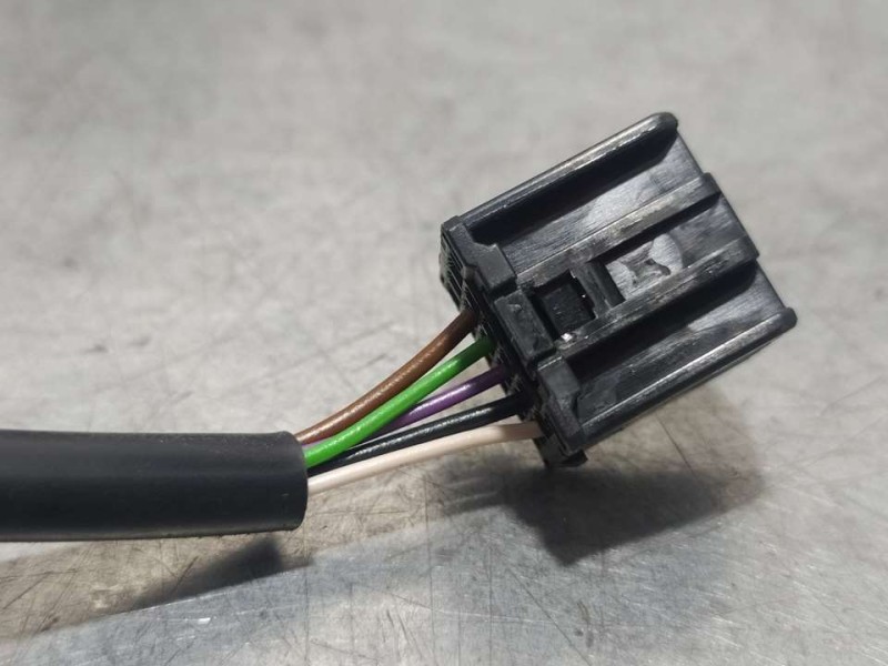 Recambio de retrovisor derecho para opel astra k lim. 5türig selective start/stop referencia OEM IAM 39111540 5 CABLES ELECTRICO