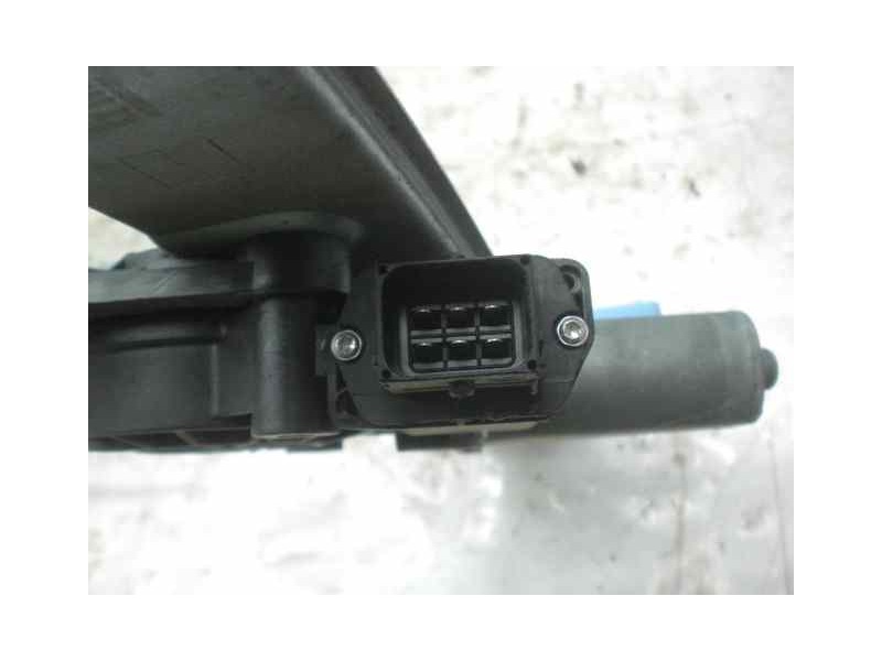 Recambio de elevalunas delantero derecho para opel corsa d catch me referencia OEM IAM 13314157  