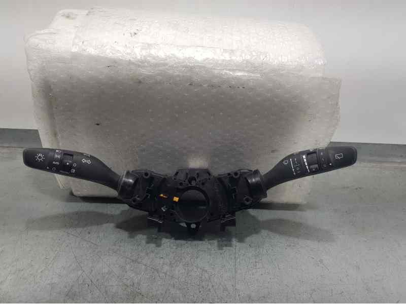 Recambio de mando luces y limpia para hyundai i20 active classic blue referencia OEM IAM 93403C8851  