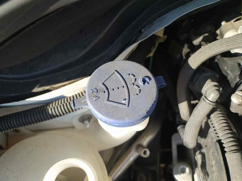 Recambio de deposito limpia para citroën c3 live pack referencia OEM IAM 9844544180  