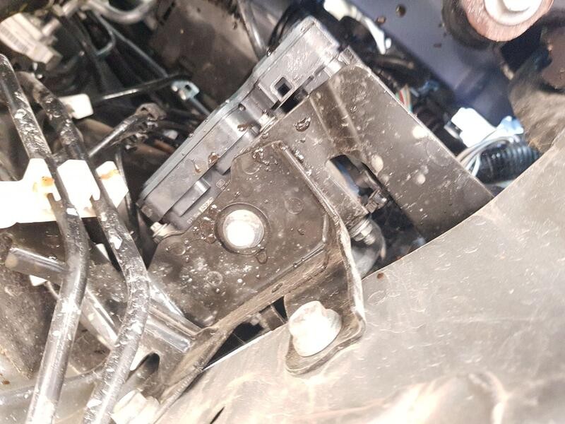 Recambio de abs para peugeot 108 1.0 vti 72 referencia OEM IAM 1611918680  