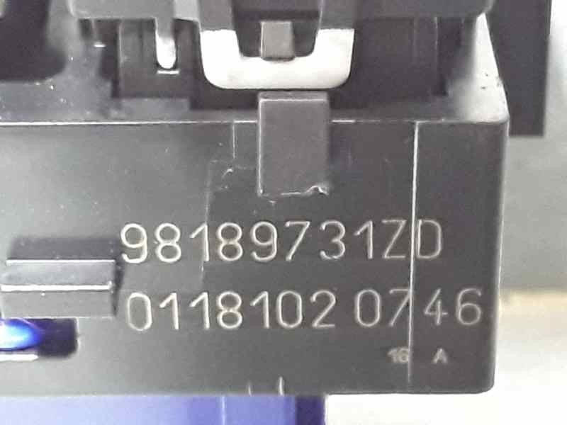 Recambio de mando multifuncion para peugeot 308 style referencia OEM IAM 98189731ZD  
