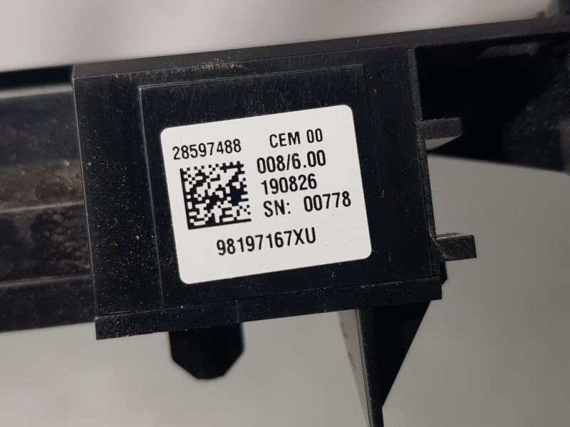 Recambio de mando multifuncion para citroën c5 aircross feel referencia OEM IAM 98197167XU 28597488 