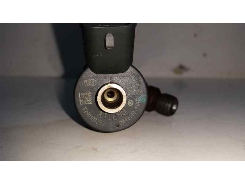 Recambio de inyector para renault megane ii coupe/cabrio 1.9 dci diesel referencia OEM IAM 0445110110 8200100272 BOSCH