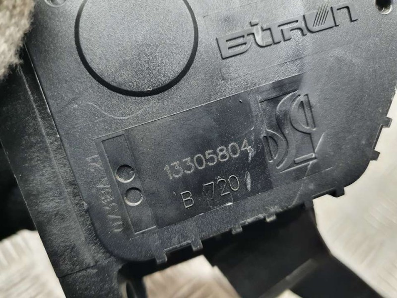 Recambio de potenciometro pedal para opel corsa e selective referencia OEM IAM 13305804  