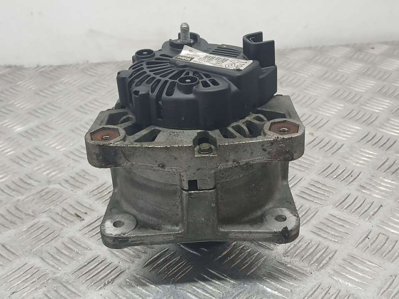 Recambio de alternador para renault megane ii coupe/cabrio dynamique referencia OEM IAM 8200290215 2542818D VALEO