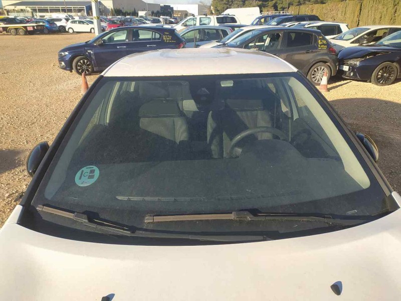 Recambio de parabrisas para citroën c3 live pack referencia OEM IAM 9812886680  
